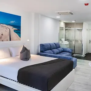  Apartment Coccoloba